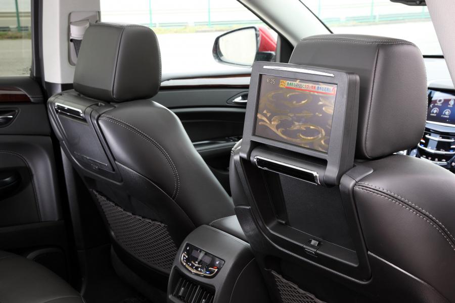  Cadillac SRX 2012 года  (JP) (фото 12 из 24)